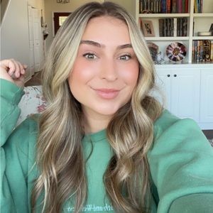 Meet your Posher, Emily